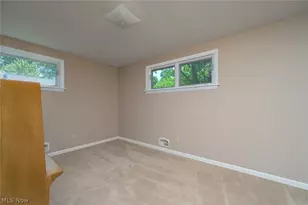 668 Highland Ave, Wadsworth, OH 44281 - Photo 14