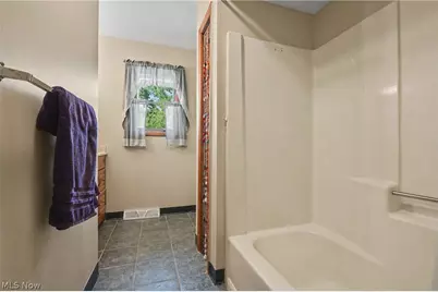 4250 Herr Fieldhouse Road, Worthington, OH 44470 - Photo 12