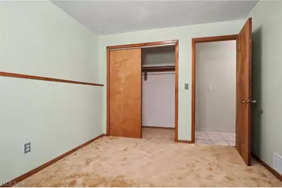 4250 Herr Fieldhouse Road, Worthington, OH 44470 - Photo 18