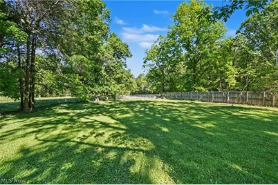 4250 Herr Fieldhouse Road, Worthington, OH 44470 - Photo 44