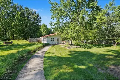 4250 Herr Fieldhouse Road, Worthington, OH 44470 - Photo 26
