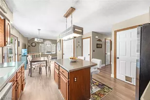 4206 Arlington Dr, Brunswick, OH 44212 - Photo 8