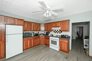 2116 W 32nd St, Loveland, OH 44113 - Photo 28