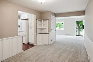 358 Mark Dr, Tallmadge, OH 44278 - Photo 8