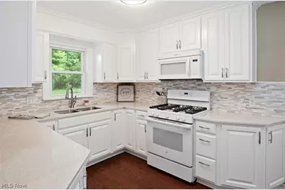 358 Mark Drive, Tallmadge, OH 44278 - Photo 4