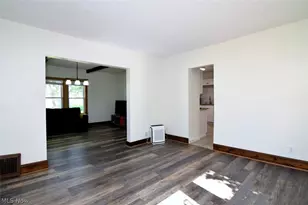 4418 Lincoln Ave, Parma, OH 44134 - Photo 6