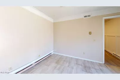 8240 Deepwood Boulevard #7-2, Mentor, OH 44060 - Photo 14