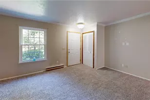 8240 Deepwood Blvd, Mentor, OH 44060 - Photo 4