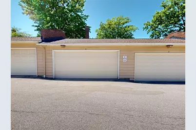 8240 Deepwood Boulevard #7-2, Mentor, OH 44060 - Photo 36