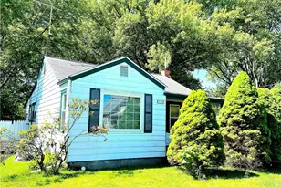269 High St, Conneaut, OH 44030 - Photo 2