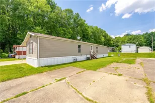 62 Redwood Dr, Beloit, OH 44609 - Photo 26