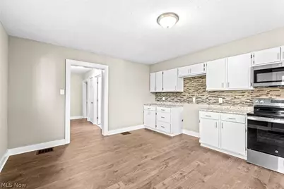 1421 Elder Avenue, Akron, OH 44301 - Photo 10