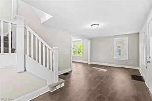 1421 Elder Ave, Akron, OH 44301 - Photo 6