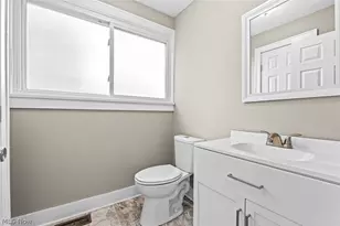 1421 Elder Ave, Akron, OH 44301 - Photo 16