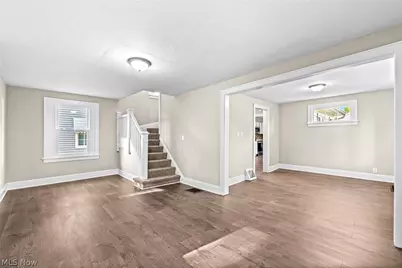 1421 Elder Avenue, Akron, OH 44301 - Photo 6