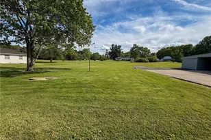 4453 Herner County Line Rd, Worthington, OH 44470 - Photo 2