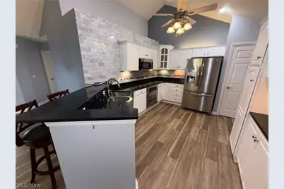1203 River Glen Drive NE, Warren, OH 44484 - Photo 14