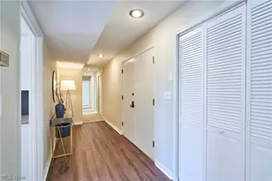 880 Hampton Ridge Dr, Akron, OH 44313 - Photo 14