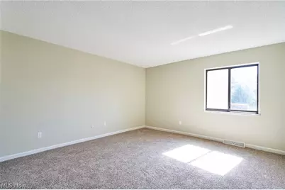 880 Hampton Ridge Drive, Akron, OH 44313 - Photo 18