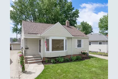 8111 Thornton Drive, Parma, OH 44129 - Photo 2
