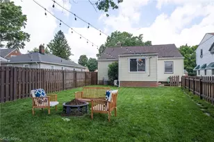 8111 Thornton Dr, Parma, OH 44129 - Photo 36