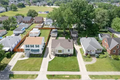 8111 Thornton Drive, Parma, OH 44129 - Photo 42