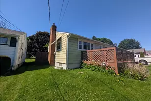 3612 Lotus Pl SW, Canton, OH 44710 - Photo 2