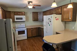 763 E Main St, McConnelsville, OH 43756 - Photo 4