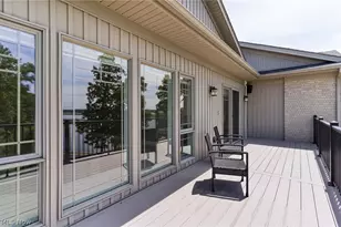 558 Bayshore Blvd, Lake Milton, OH 44429 - Photo 10