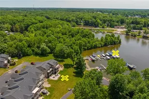 558 Bayshore Blvd, Lake Milton, OH 44429 - Photo 4
