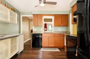 1044 Canyon View Rd, Sagamore Hills, OH 44067 - Photo 10