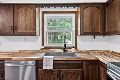 7926 Price Schaffer Road, Hubbard, OH 44425 - Photo 4