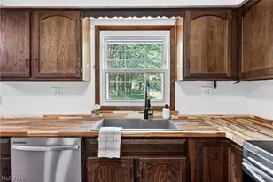 7926 Price Schaffer Rd, Hubbard, OH 44425 - Photo 4