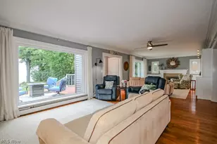 7839 Lakeshore Blvd, Mentor on the Lake, OH 44060 - Photo 8