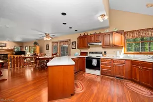 12620 Butler Rd, Wakeman, OH 44889 - Photo 8