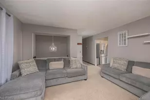 5326 Hillsboro Ave SE, Canton, OH 44707 - Photo 8