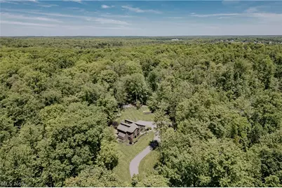 17138 Wood Acre Trail, Chagrin Falls, OH 44023 - Photo 2