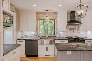 17138 Wood Acre Trail, Chagrin Falls, OH 44023 - Photo 10