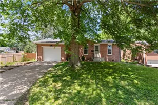 2219 34th Street NW, Canton, OH 44709 - Photo 2