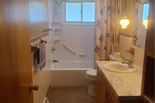 3718 35th St NE, Canton, OH 44705 - Photo 8