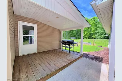 4233 County Line Road, Diamond, OH 44412 - Photo 8