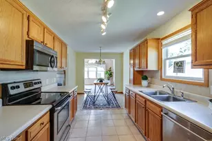 1488 Waters Edge Dr, Akron, OH 44313 - Photo 18