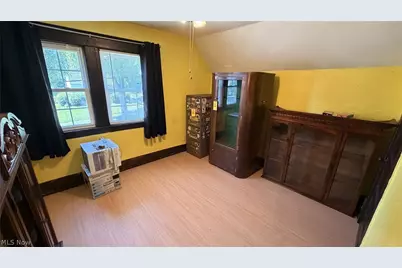 512 Morningview Avenue, Akron, OH 44305 - Photo 12