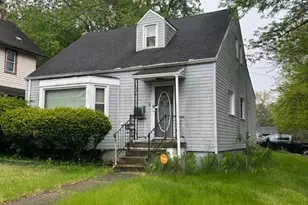 122 Alfaretta Ave, Akron, OH 44310 - Photo 2