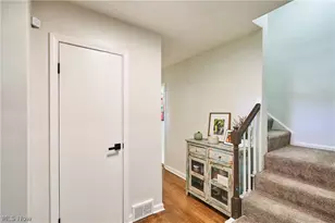399 Mineola Ave, Akron, OH 44313 - Photo 6