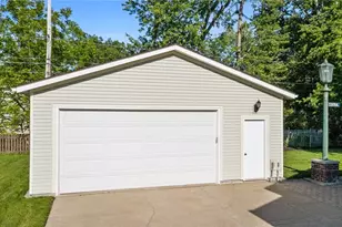 233 Sunset Rd, Avon Lake, OH 44012 - Photo 36