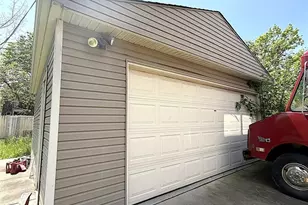 10514 Lamontier Ave, Loveland, OH 44104 - Photo 22
