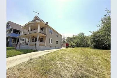 10514 Lamontier Avenue, Loveland, OH 44104 - Photo 18