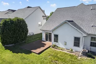 312 Lakebreeze Cove, Eastlake, OH 44095 - Photo 48