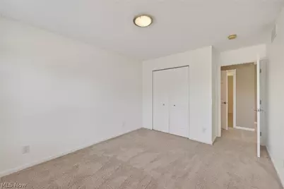 312 Lake Breeze Cove, Eastlake, OH 44095 - Photo 40